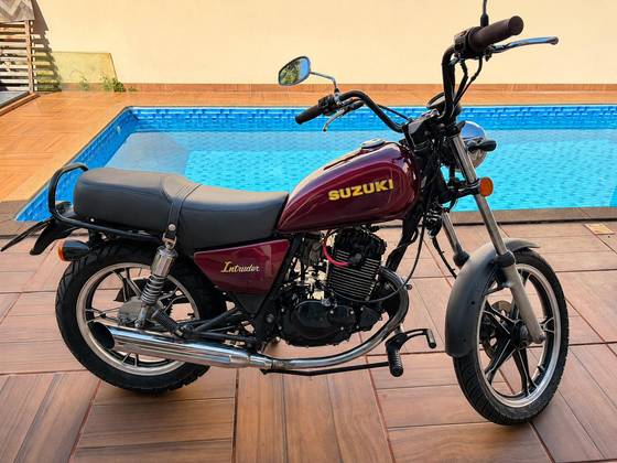 SUZUKI INTRUDER 125 SUZUKI INTRUDER 125